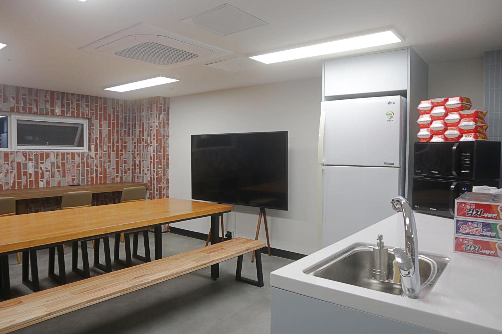Sokcho Station Hostel Dış mekan fotoğraf